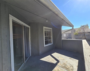 9797 Leawood Blvd - Photo Thumbnail 18