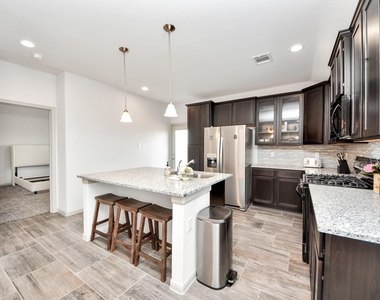 7971 Tuscan Cypress Dr Drive - Photo Thumbnail 14