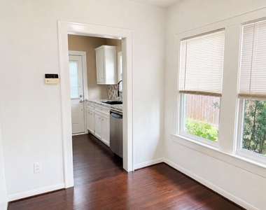 4109 De George Street - Photo Thumbnail 4