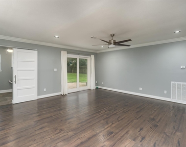 8326 Hazen Street - Photo Thumbnail 5