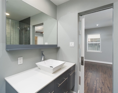 8326 Hazen Street - Photo Thumbnail 11