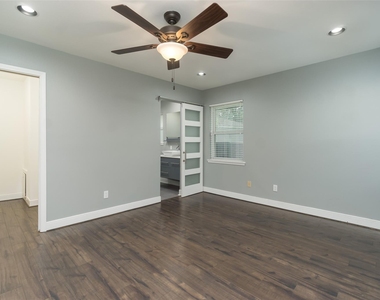 8326 Hazen Street - Photo Thumbnail 10