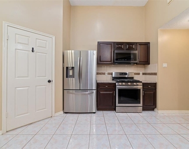 13123 Careywood Drive - Photo Thumbnail 11