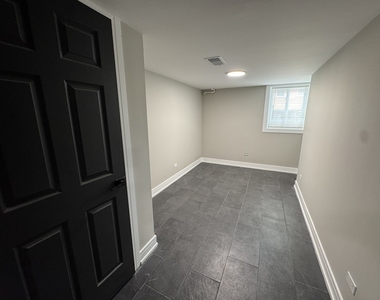 16439 Cottage Grove Avenue - Photo Thumbnail 26