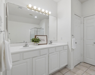 130 Ledgestone Place - Photo Thumbnail 16