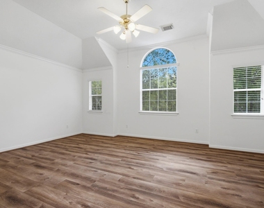 130 Ledgestone Place - Photo Thumbnail 13