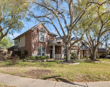 3310 Lake Canyon Court - Photo Thumbnail 3