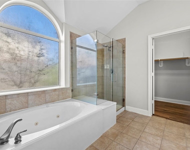 3310 Lake Canyon Court - Photo Thumbnail 27