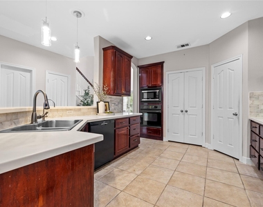 3310 Lake Canyon Court - Photo Thumbnail 18