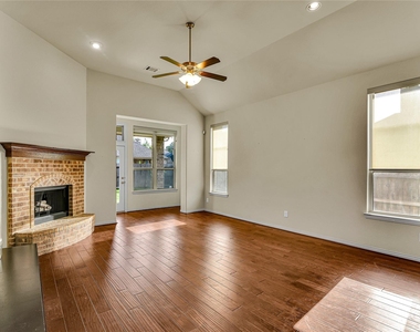 8163 Little Scarlet Street - Photo Thumbnail 8