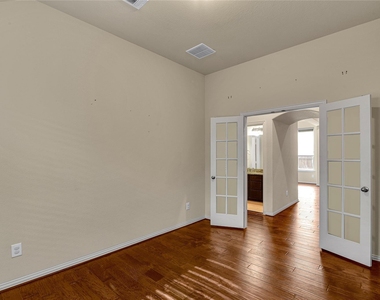8163 Little Scarlet Street - Photo Thumbnail 22
