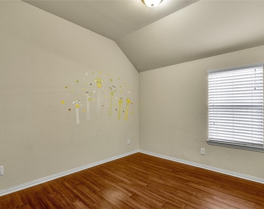 8163 Little Scarlet Street - Photo Thumbnail 28