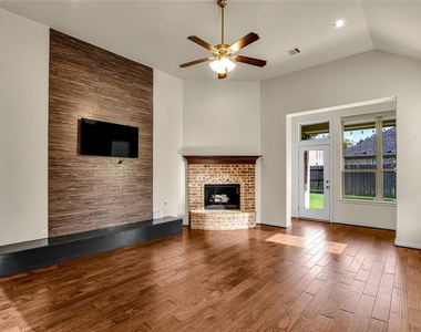 8163 Little Scarlet Street - Photo Thumbnail 11