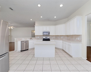 10603 White Bridge Lane - Photo Thumbnail 9