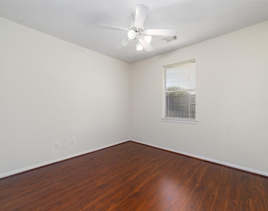 10603 White Bridge Lane - Photo Thumbnail 18