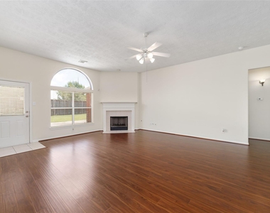10603 White Bridge Lane - Photo Thumbnail 7