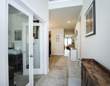 5511 Gothic Oak Drive - Photo Thumbnail 2