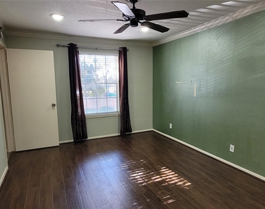 9700 Leawood Boulevard - Photo Thumbnail 23