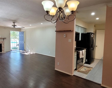 9700 Leawood Boulevard - Photo Thumbnail 6