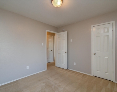5003 Riverbridge Court - Photo Thumbnail 19