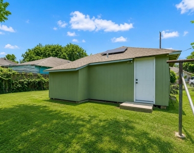 220 Engel Street - Photo Thumbnail 20