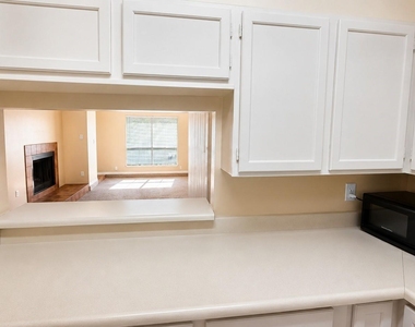 3100 Walnut Bend Lane - Photo Thumbnail 8