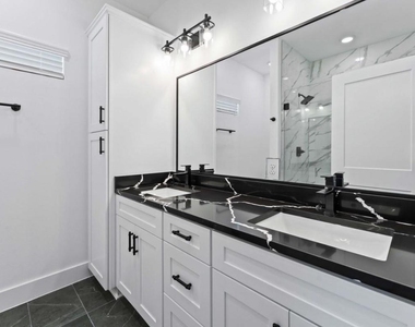 8023 Cora Street - Photo Thumbnail 16