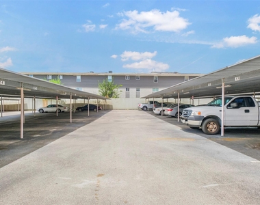 7520 Hornwood Drive - Photo Thumbnail 20