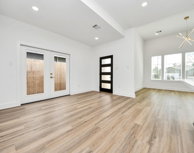 9309 Caddo Street - Photo Thumbnail 8