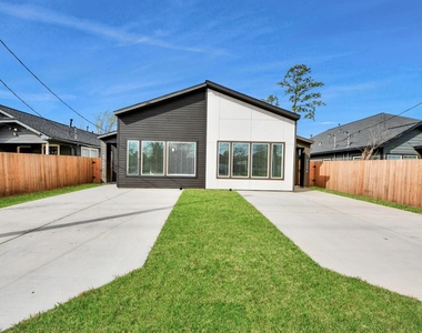 9309 Caddo Street - Photo Thumbnail 2