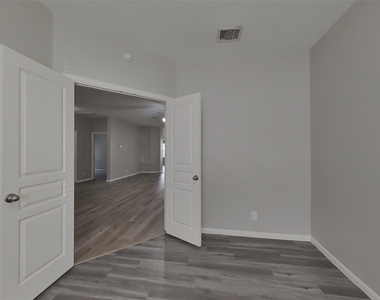 6103 Coleus Street - Photo Thumbnail 15