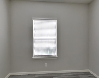 6103 Coleus Street - Photo Thumbnail 16