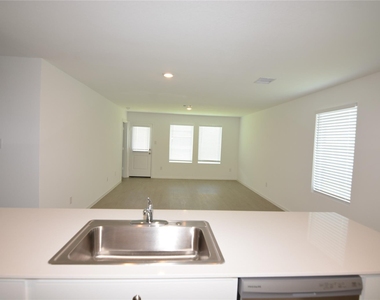 26926 Dalmatian Bellflower Drive - Photo Thumbnail 4