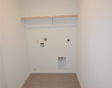 26926 Dalmatian Bellflower Drive - Photo Thumbnail 14