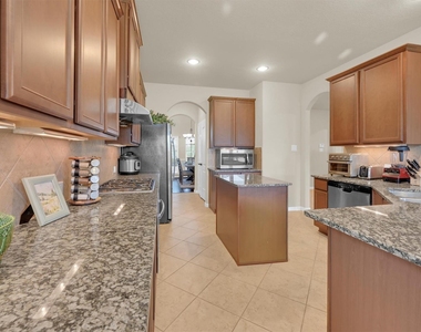 18735 Waketon Drive - Photo Thumbnail 14