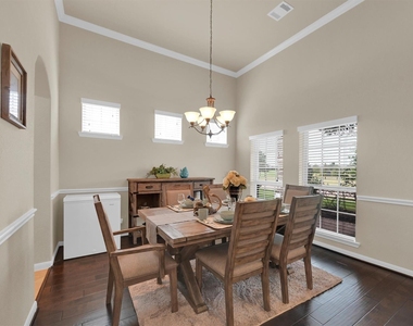 18735 Waketon Drive - Photo Thumbnail 5