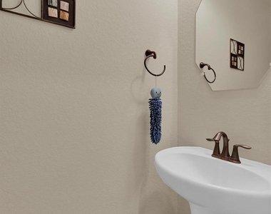18735 Waketon Drive - Photo Thumbnail 17