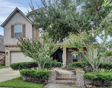 18735 Waketon Drive - Photo Thumbnail 2