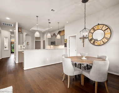 18918 Cove Mill Lane - Photo Thumbnail 9