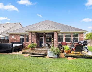 18918 Cove Mill Lane - Photo Thumbnail 18