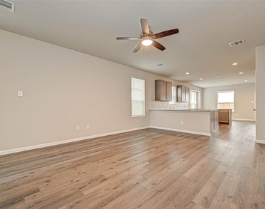2507 Steelhead Drive - Photo Thumbnail 4