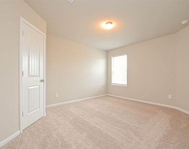 2507 Steelhead Drive - Photo Thumbnail 16