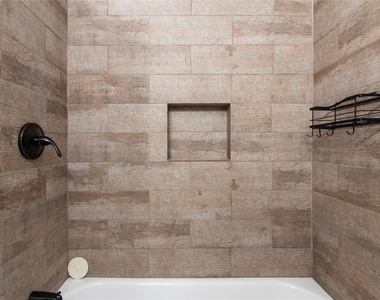 510 Brandywyne Drive - Photo Thumbnail 16