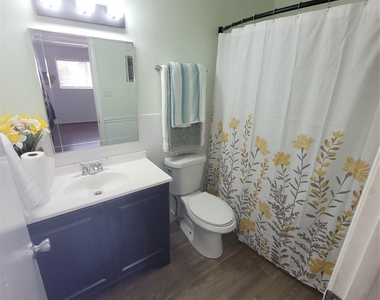 7213 Beechnut Street - Photo Thumbnail 11