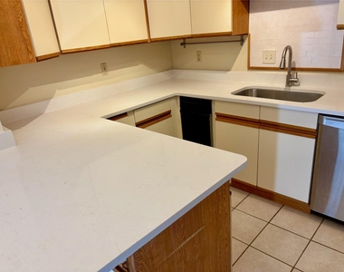 1830 Veranda Drive - Photo Thumbnail 7