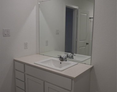 2622 American Ruby Dr - Photo Thumbnail 1