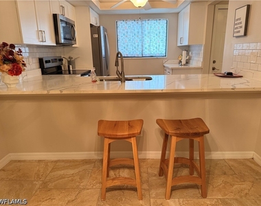 17454 Blueberry Hill Drive - Photo Thumbnail 2
