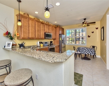 9102 Capistrano Street S - Photo Thumbnail 15