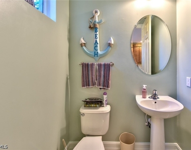 9102 Capistrano Street S - Photo Thumbnail 21