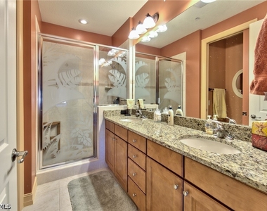 9102 Capistrano Street S - Photo Thumbnail 4